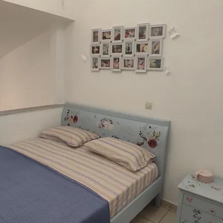 House Nyaraló Szkála Fúrkasz