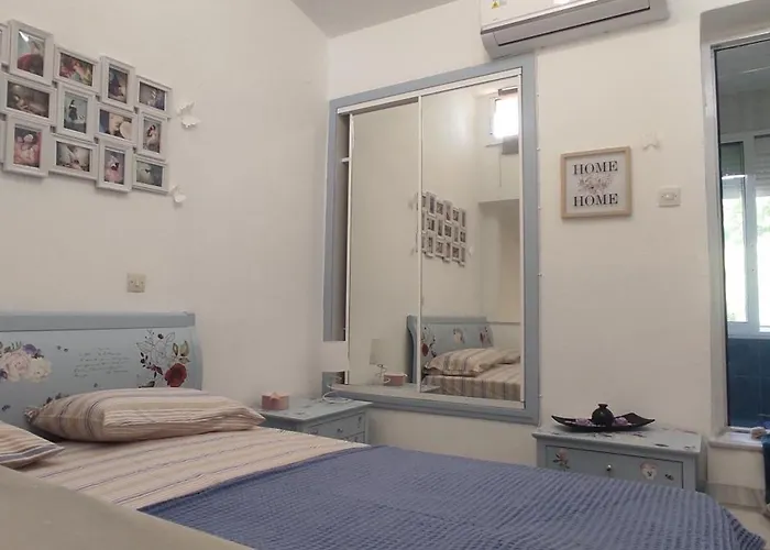 House Skála Foúrkas